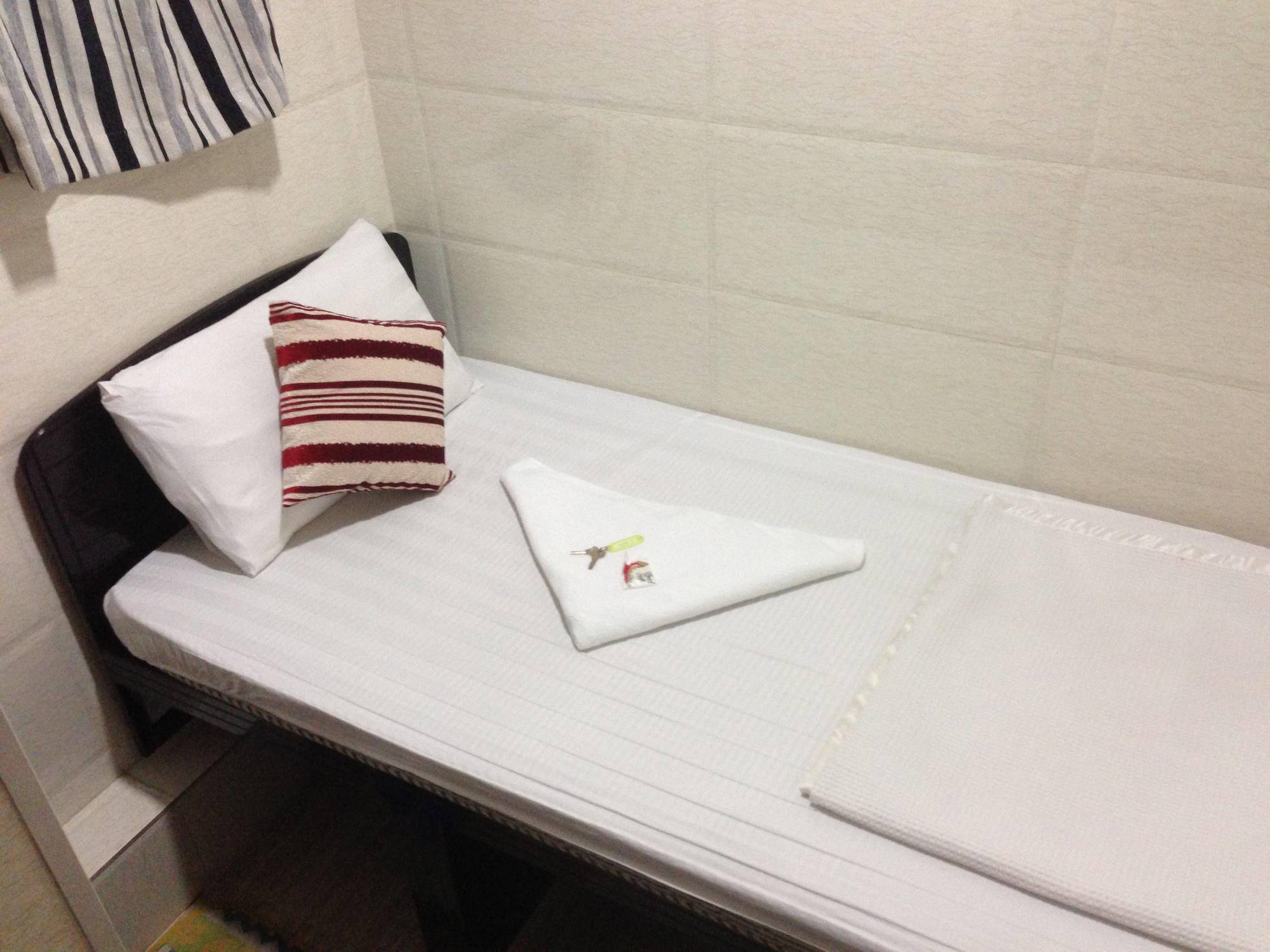 Shanghai Hostel Hk Гонконг Экстерьер фото